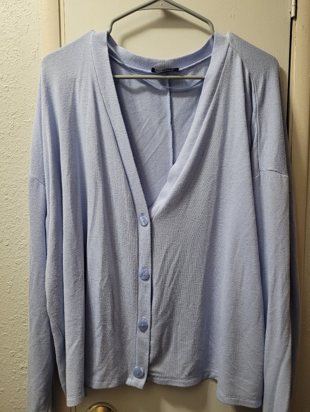 Light Blue Womens Cardiagn Button V Neck Sits At Waist Size 26/28